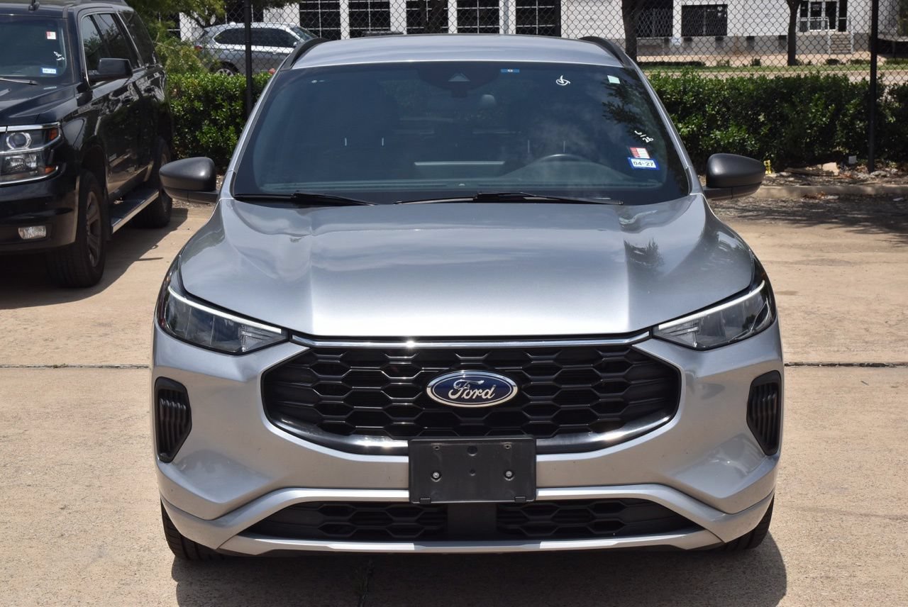 Certified 2023 Ford Escape ST-Line w/ Tech Pack #1 FWD image 3