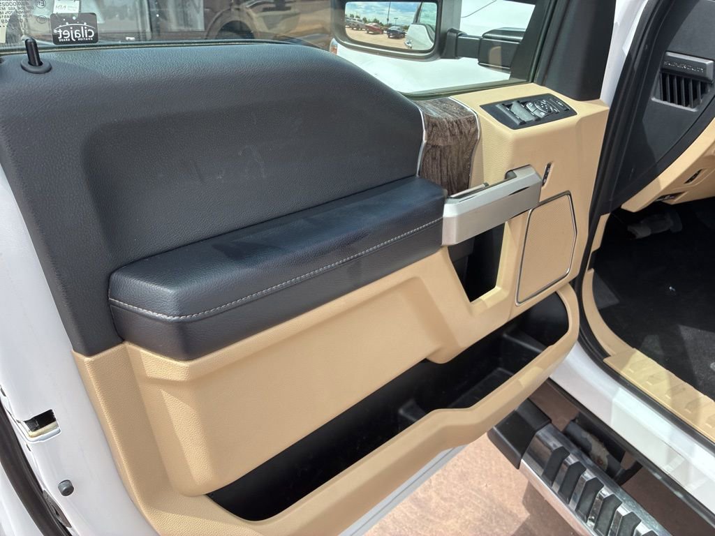 Certified 2019 Ford F350 Lariat w/ Chrome Package AWD/4WD image 26