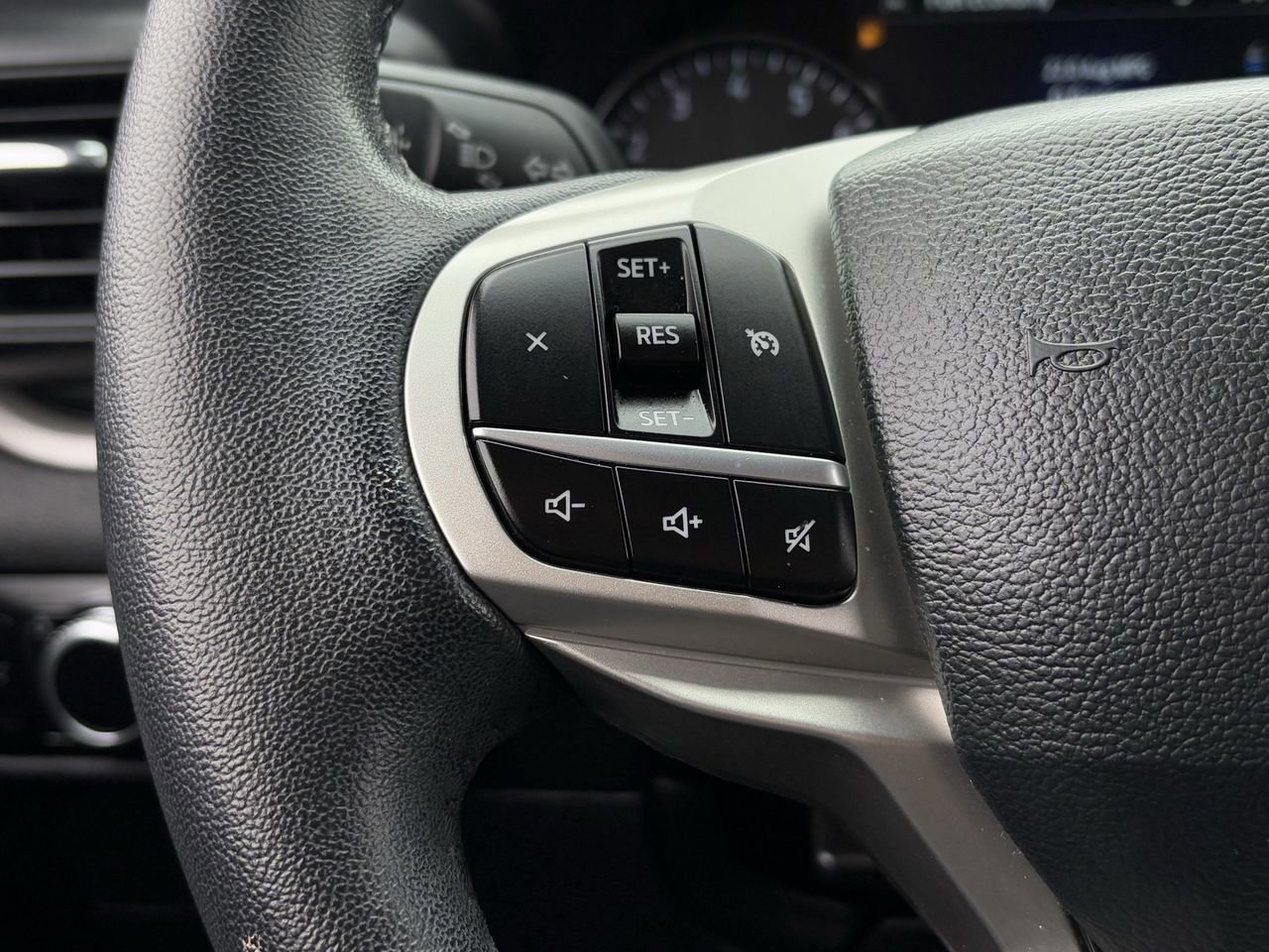 Certified 2023 Ford Explorer XLT image 16