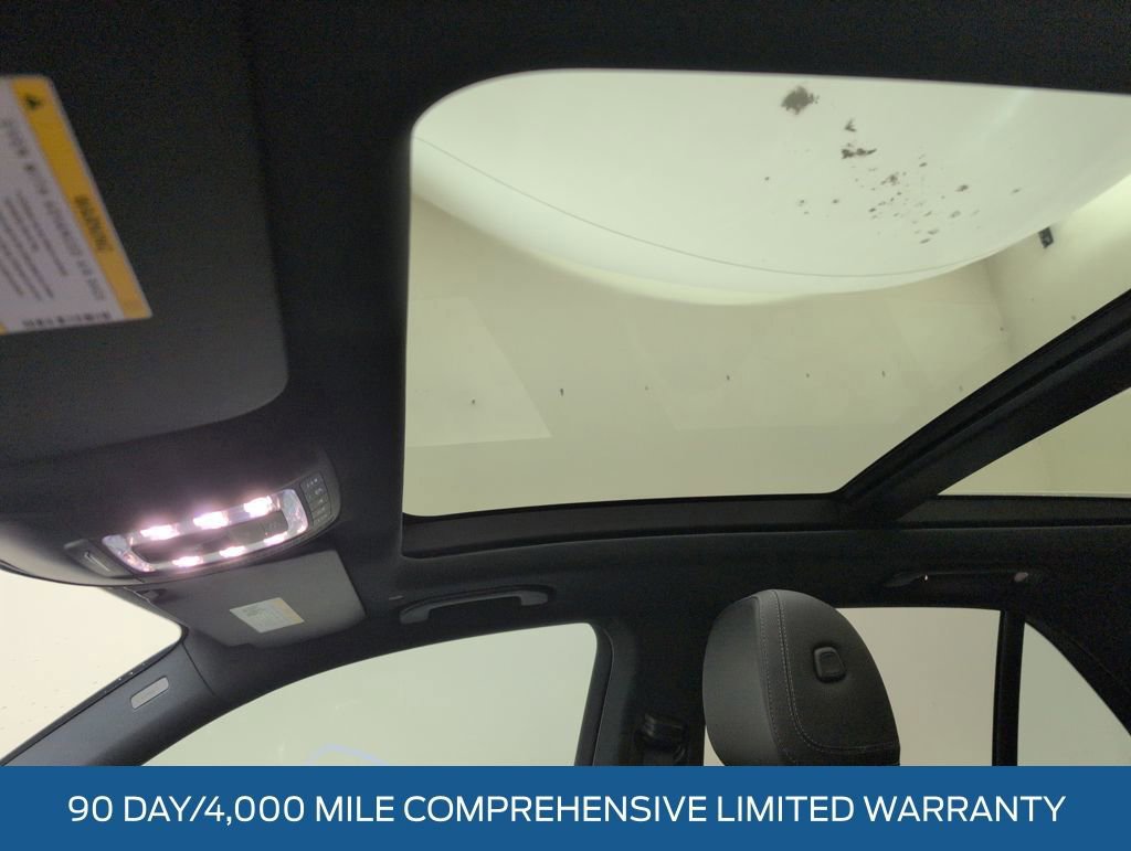 Used 2020 Mercedes-Benz GLE 350 4MATIC w/ Premium Package image 15