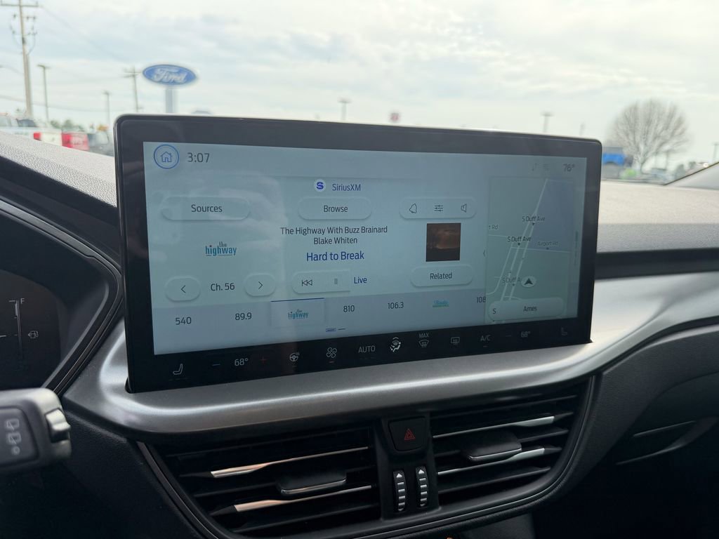 Certified 2025 Ford Escape SE image 19