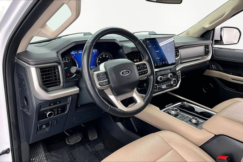 Certified 2024 Ford Expedition Max XLT image 14