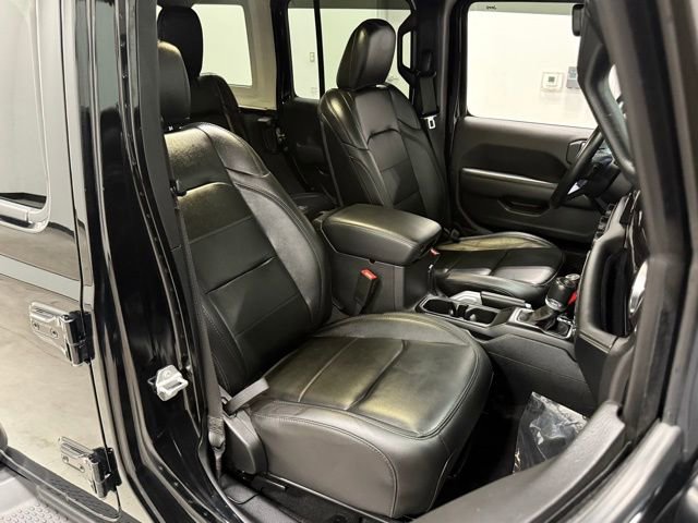 Used 2021 Jeep Wrangler Unlimited Sahara AWD/4WD image 37
