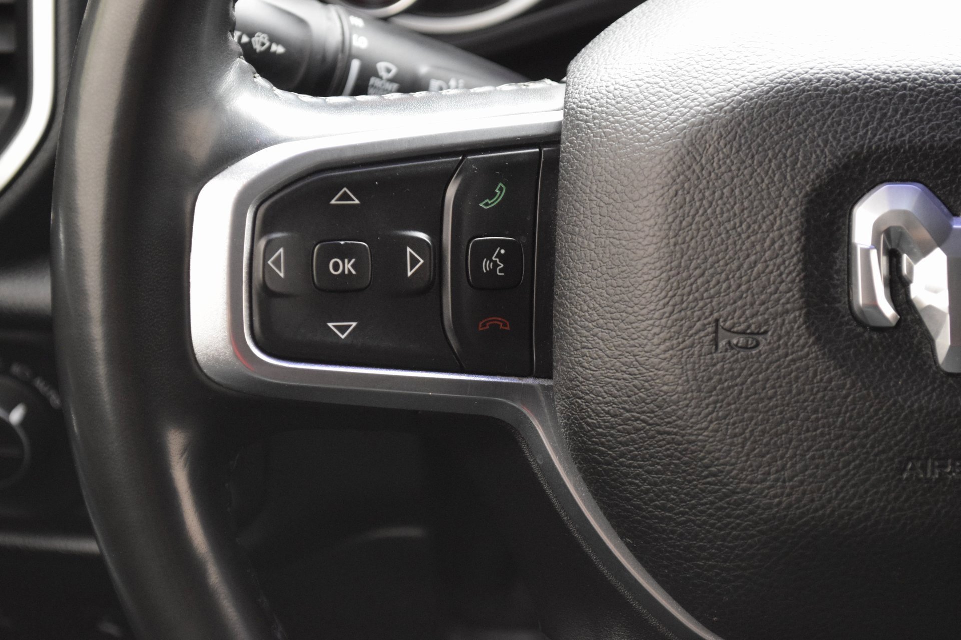 Used 2021 RAM 1500 Laramie w/ Sport Appearance Package image 13