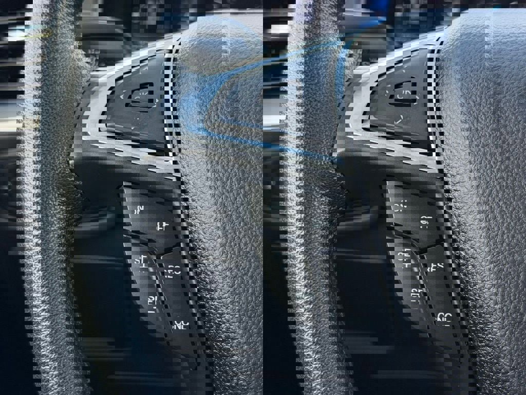 Certified 2024 Ford Edge SEL w/ Convenience Package image 38