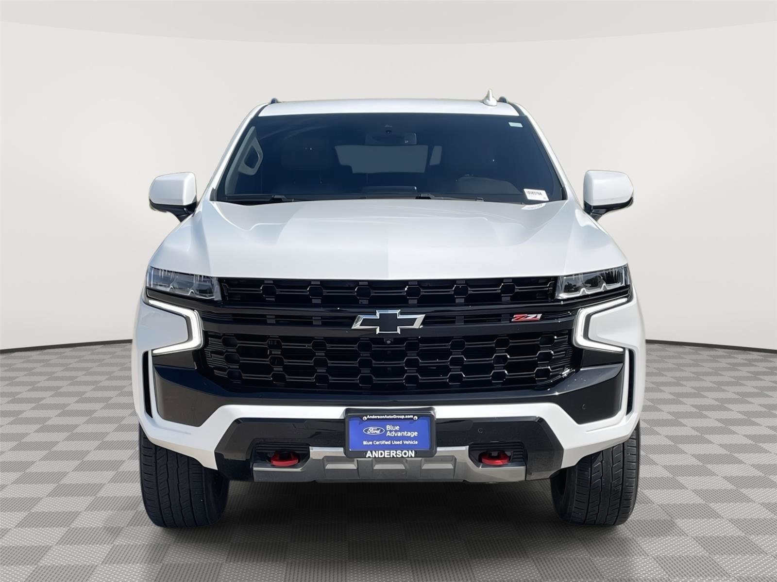Used 2023 Chevrolet Suburban Z71 w/ Luxury Package AWD/4WD image 4