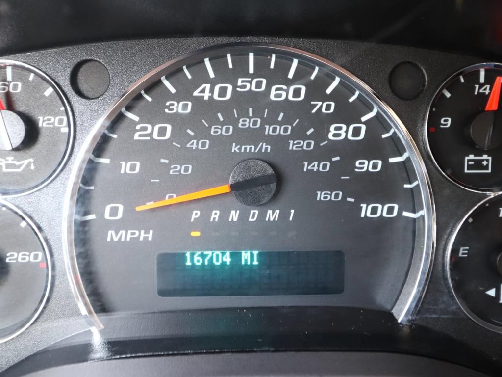 Used 2024 GMC Savana 2500 w/ Driver Convenience Package RWD image 20