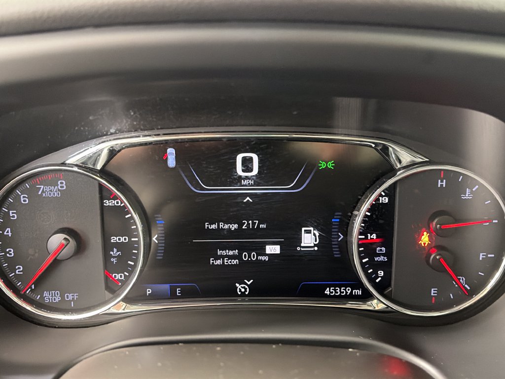 Used 2023 GMC Acadia AT4 w/ Technology Package AWD/4WD image 15