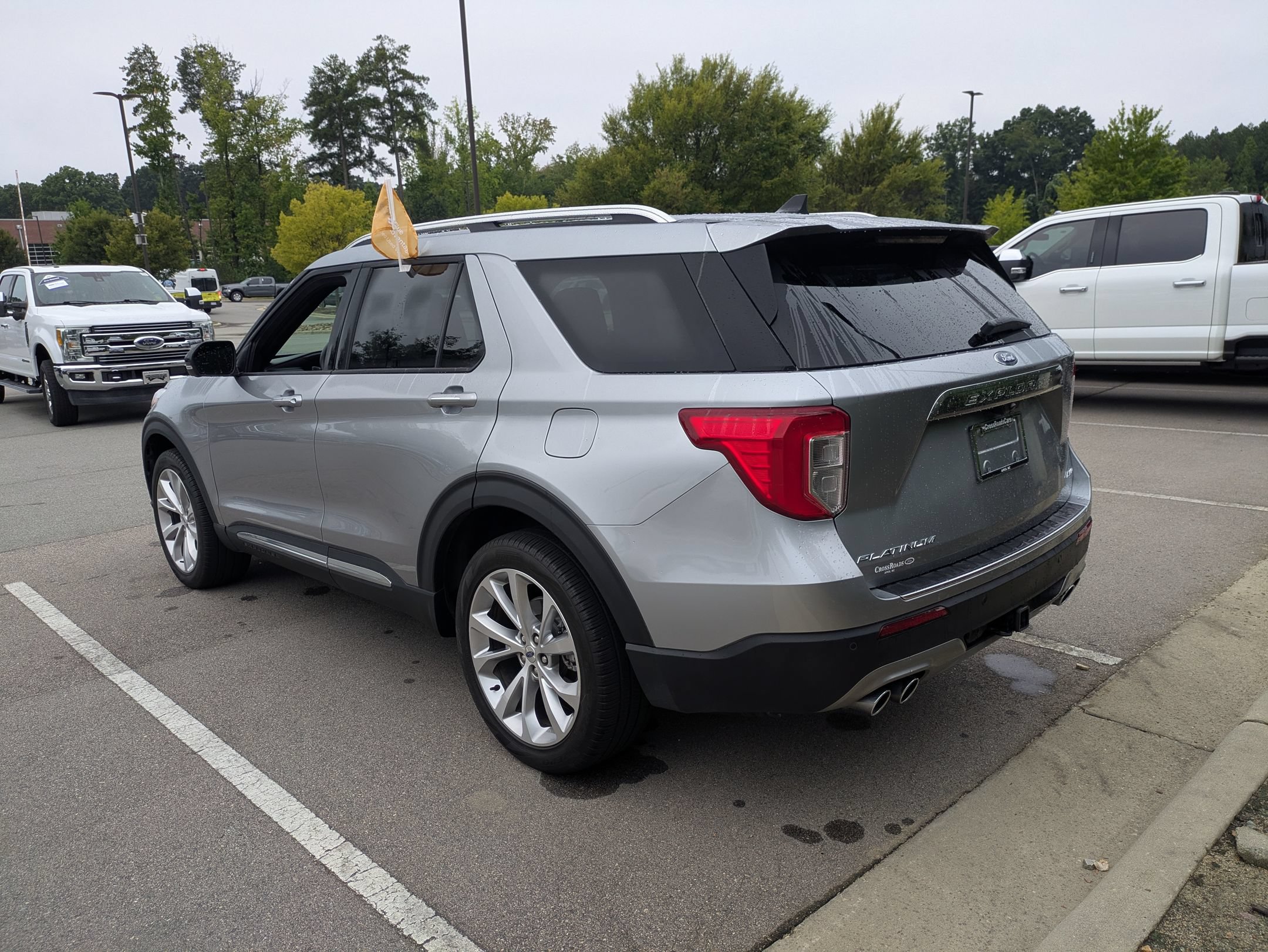 Certified 2023 Ford Explorer Platinum w/ Technology Package AWD/4WD image 6