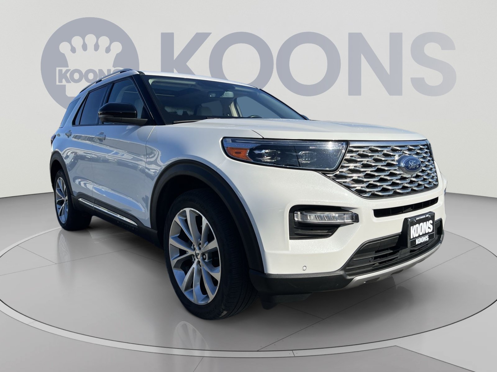 Certified 2023 Ford Explorer Platinum w/ Technology Package AWD/4WD image 10