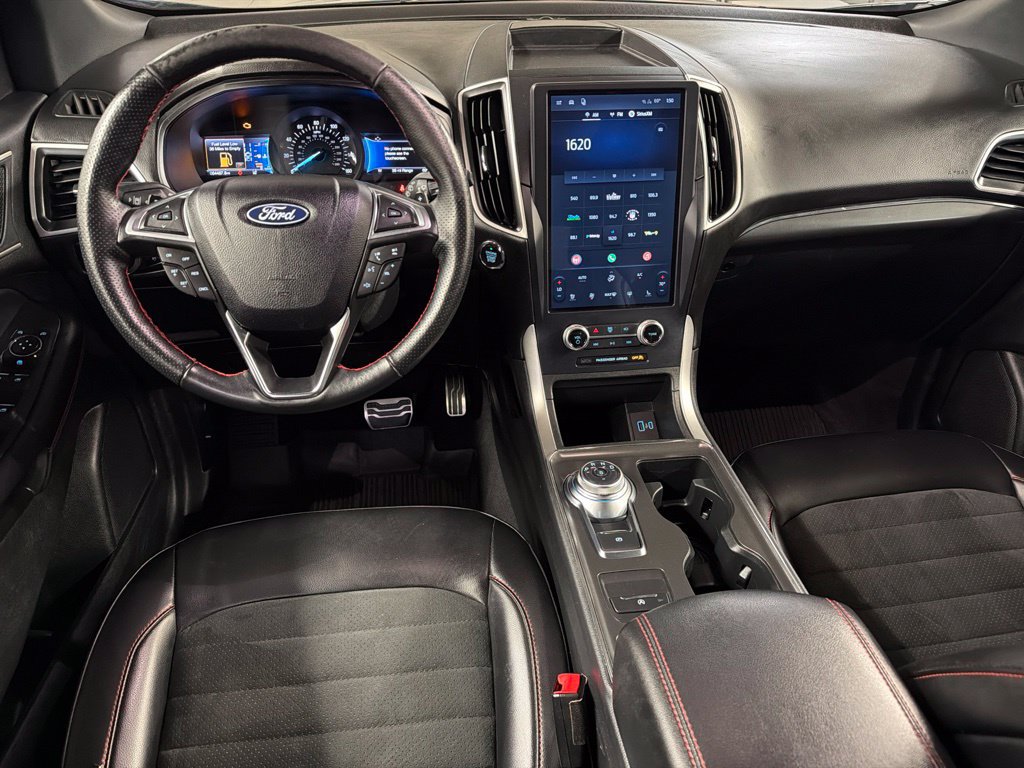 Certified 2024 Ford Edge ST-Line w/ Class II Trailer Tow Package AWD/4WD image 8