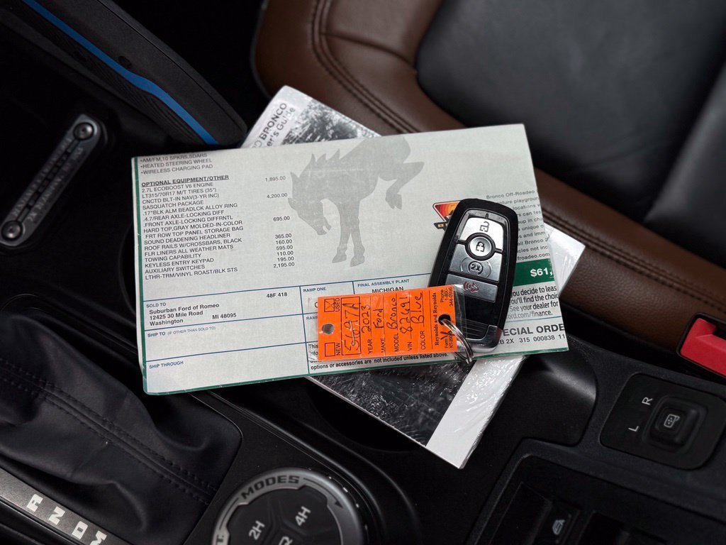 Certified 2023 Ford Bronco Outer Banks w/ Sasquatch Package AWD/4WD image 6