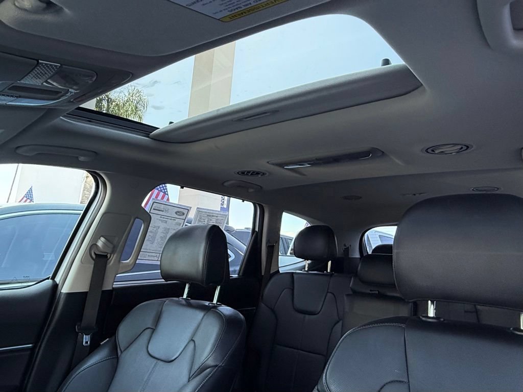 Used 2024 Kia Telluride EX FWD image 21