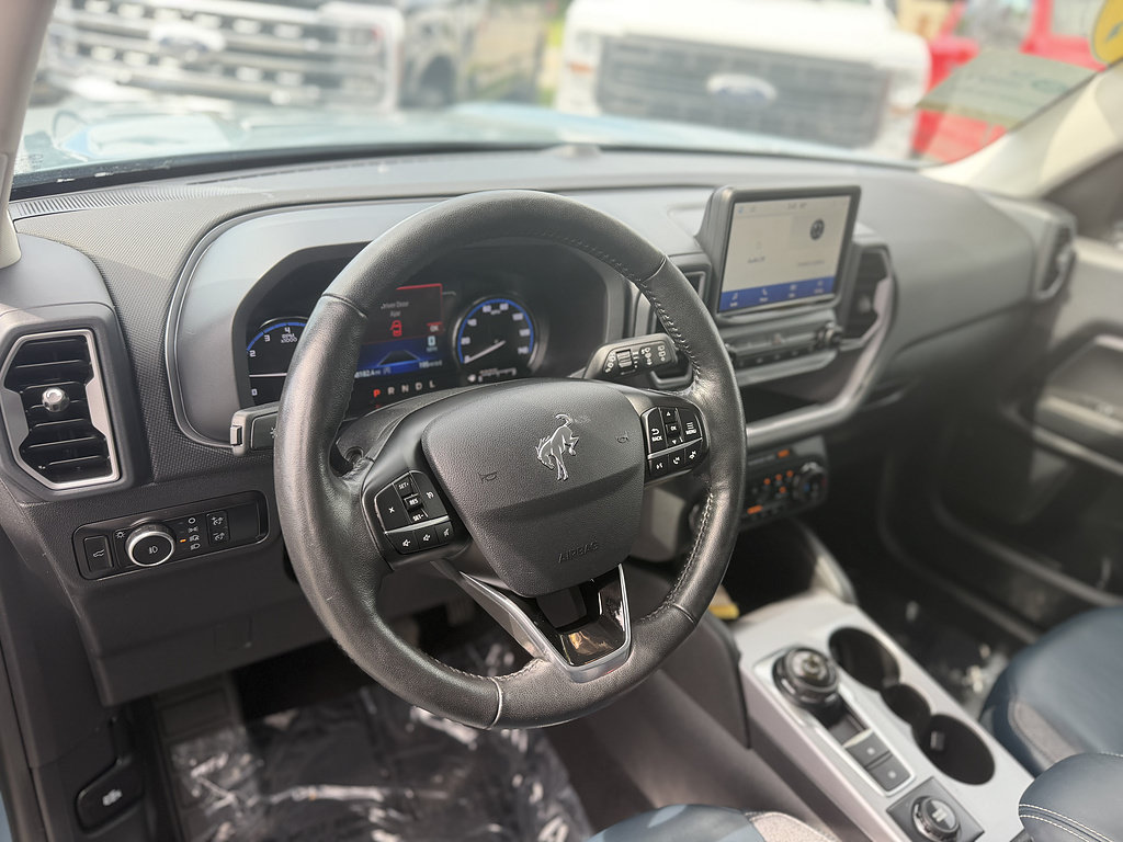 Certified 2023 Ford Bronco Sport Outer Banks AWD/4WD image 13