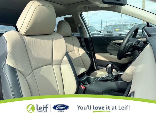 Used 2025 Subaru Outback Limited image 32