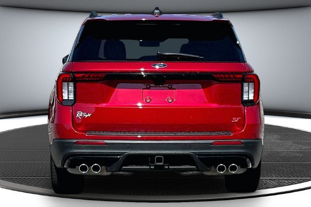 Certified 2025 Ford Explorer ST AWD/4WD image 5