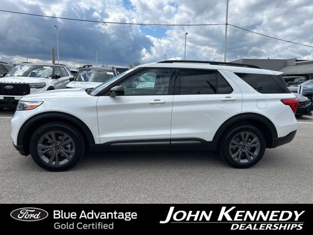Certified 2022 Ford Explorer XLT w/ Equipment Group 202A AWD/4WD image 2