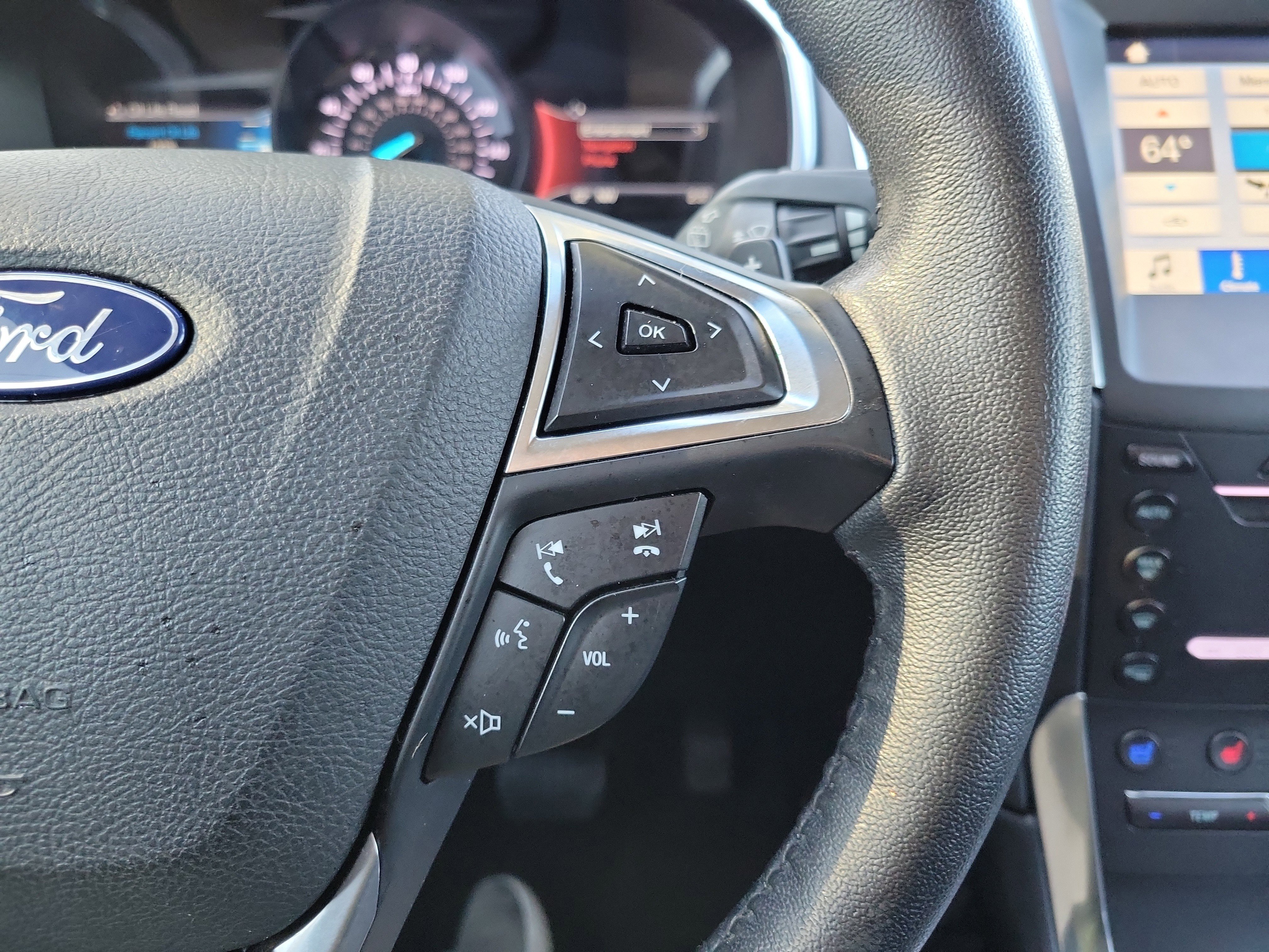 Certified 2019 Ford Edge Titanium w/ Equipment Group 301A image 13