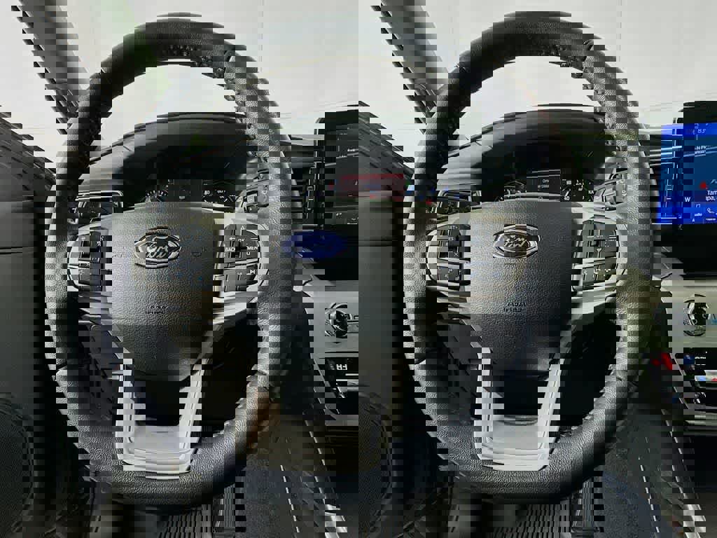 Certified 2020 Ford Explorer XLT w/ Equipment Group 202A image 19