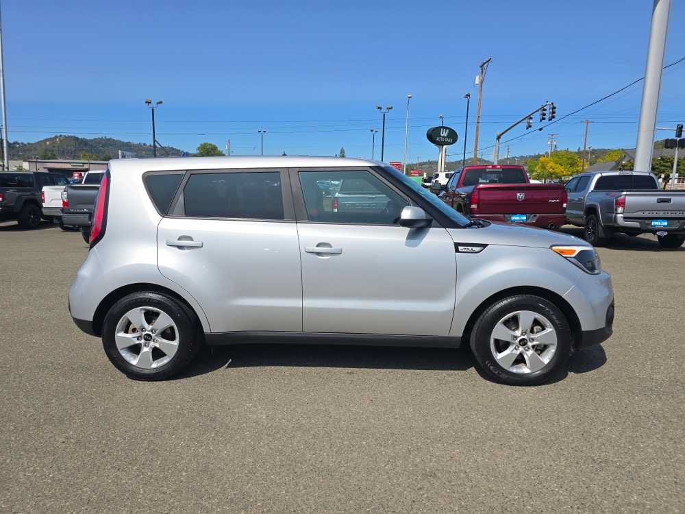 Used 2019 Kia Soul FWD image 6