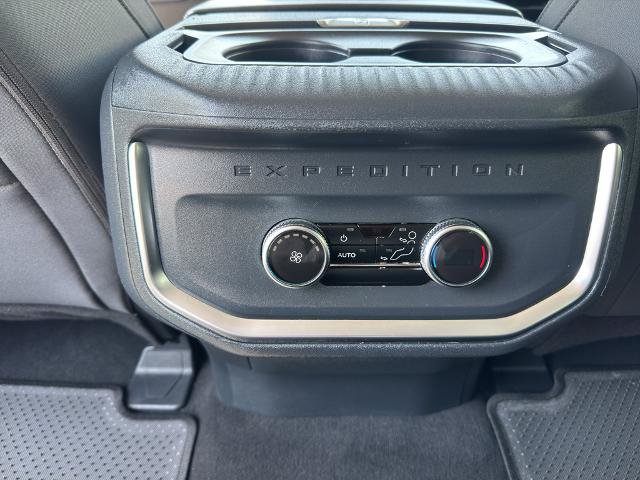 Certified 2025 Ford Expedition Active AWD/4WD image 16