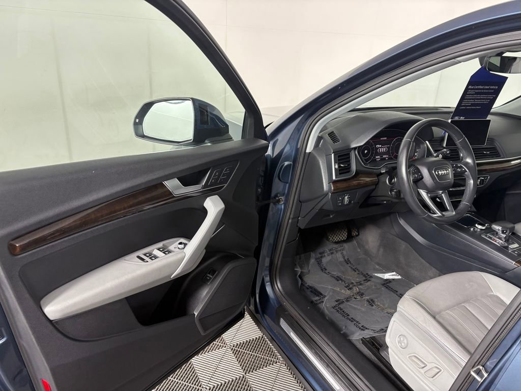 Used 2018 Audi Q5 2.0T Premium Plus w/ Premium Plus Package image 12