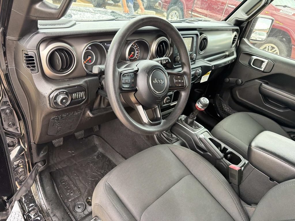 Used 2019 Jeep Wrangler Unlimited Sport AWD/4WD image 21