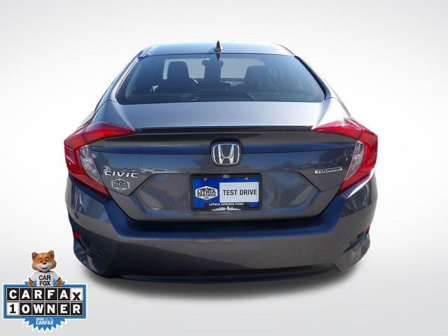 Used 2018 Honda Civic Touring image 4