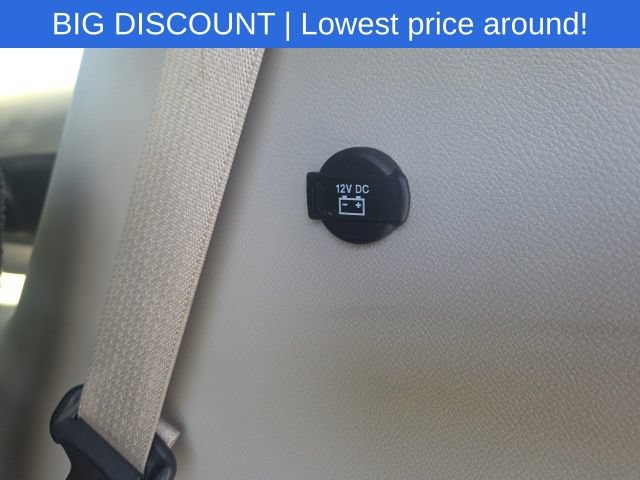 Used 2023 Chrysler Pacifica Touring-L FWD image 13
