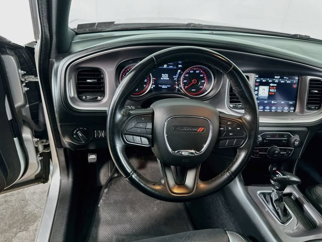 Used 2022 Dodge Charger SXT w/ Plus Group RWD image 25