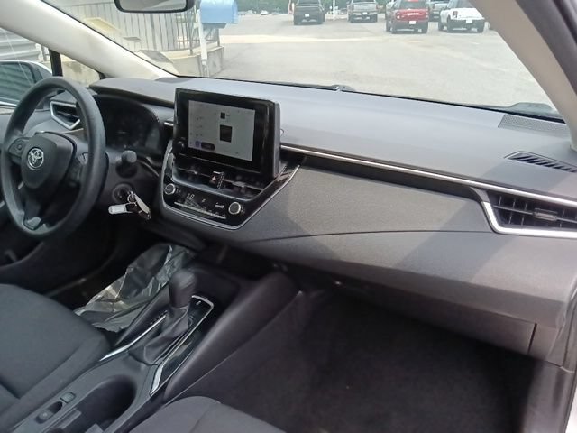 Used 2024 Toyota Corolla LE FWD image 31