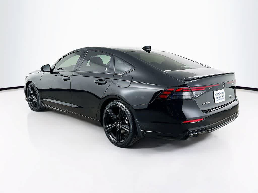 Used 2024 Honda Accord Sport image 4