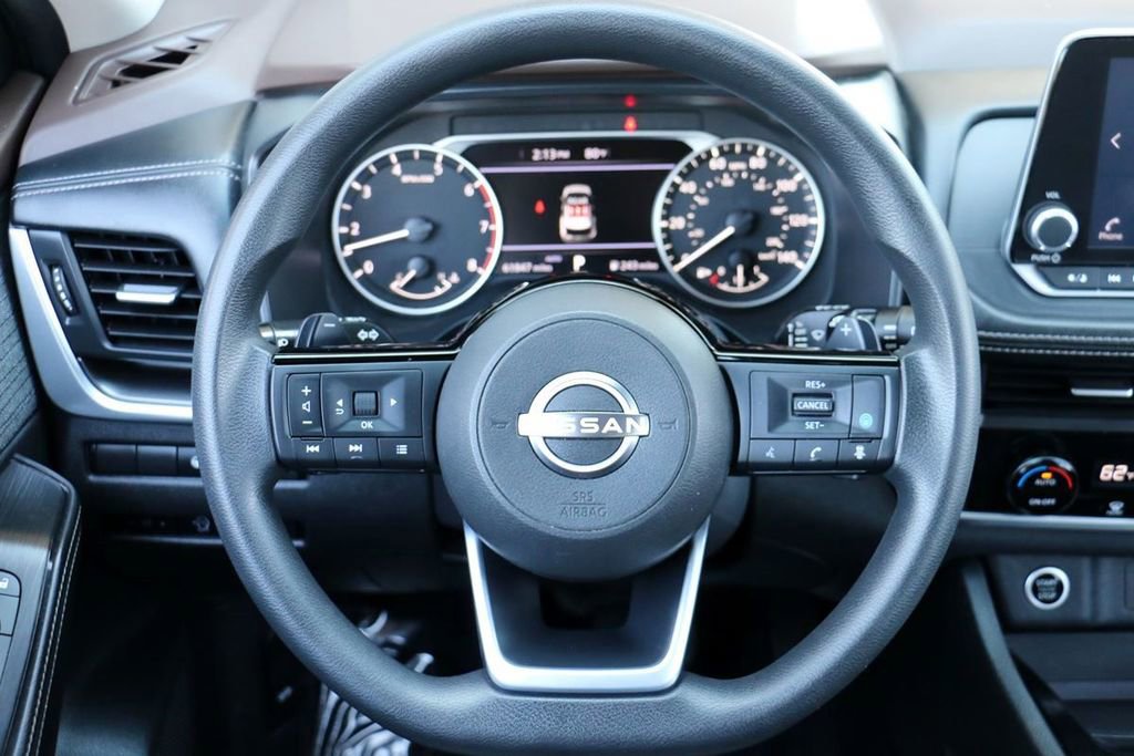 Used 2023 Nissan Rogue SV image 22