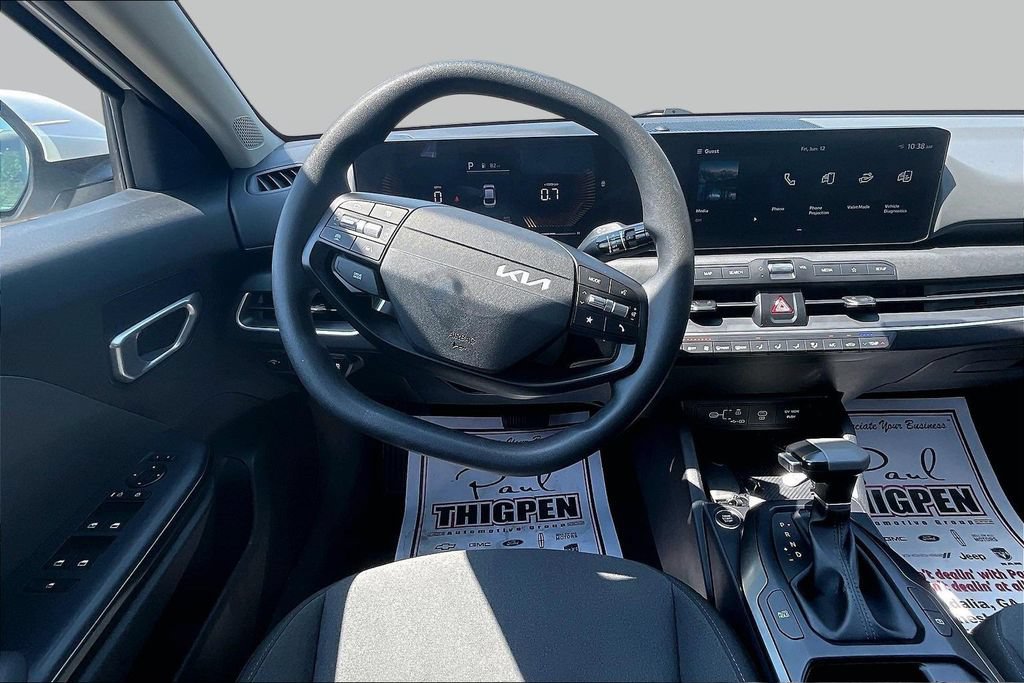 Used 2025 Kia K4 FWD image 5
