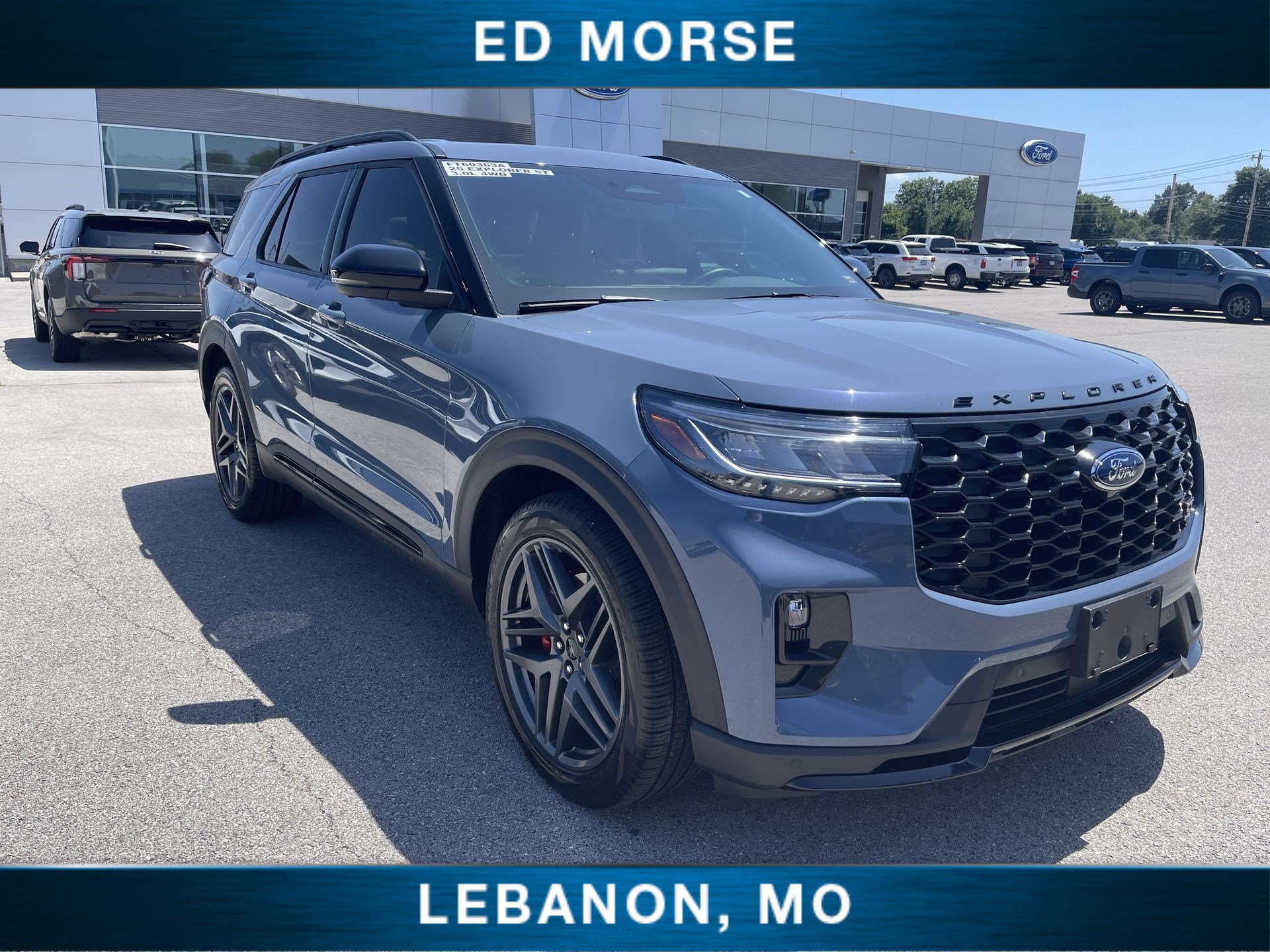 Certified 2025 Ford Explorer ST AWD/4WD image 2