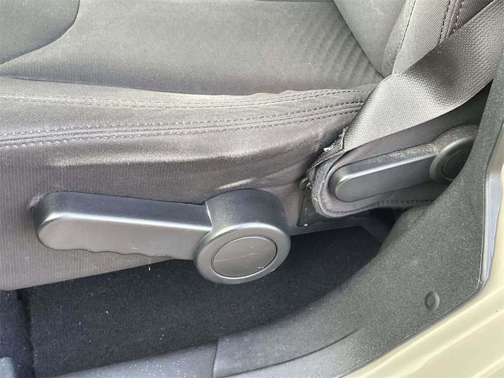 Used 2017 Jeep Wrangler Unlimited Sport w/ Connectivity Group image 14