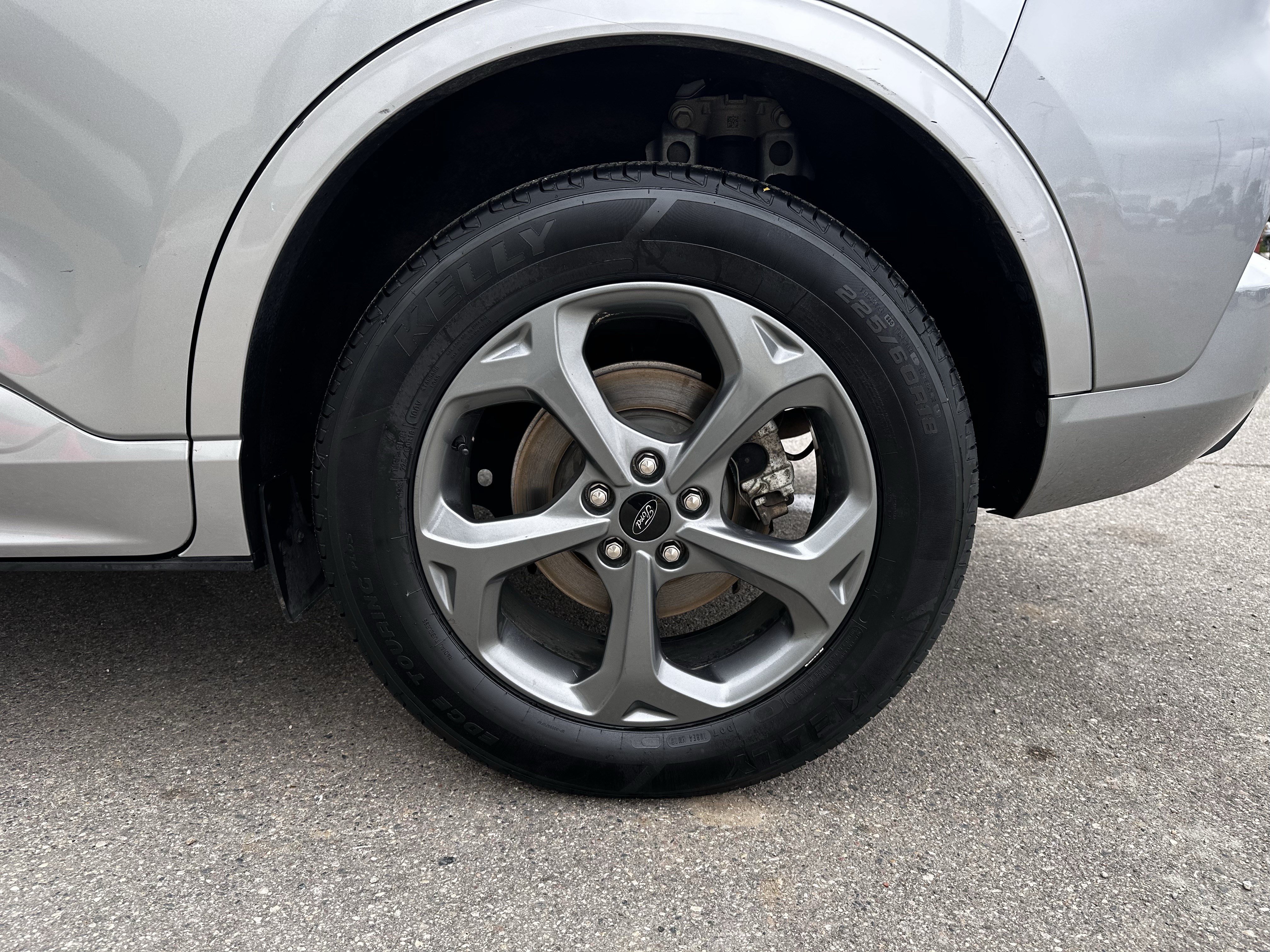 Certified 2024 Ford Escape ST-Line AWD/4WD image 9