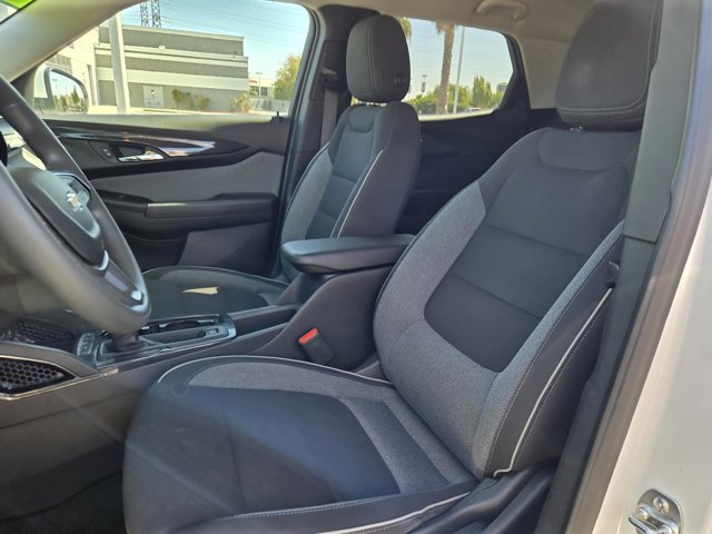 Used 2025 Chevrolet TrailBlazer LT FWD image 19