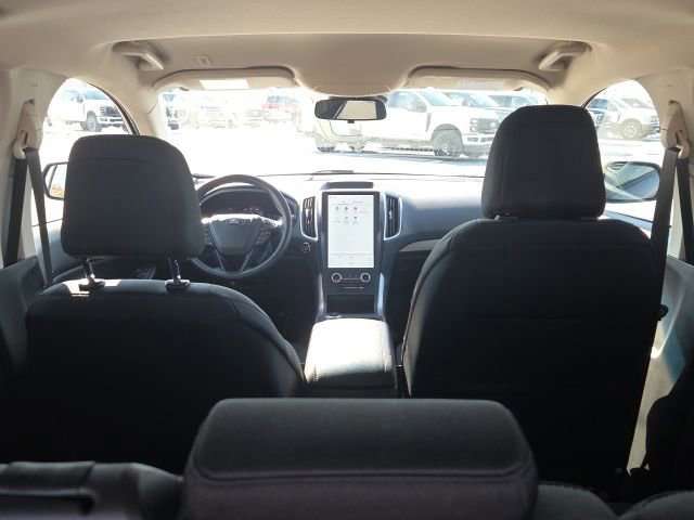 Certified 2022 Ford Edge SE w/ Black Appearance Package image 16