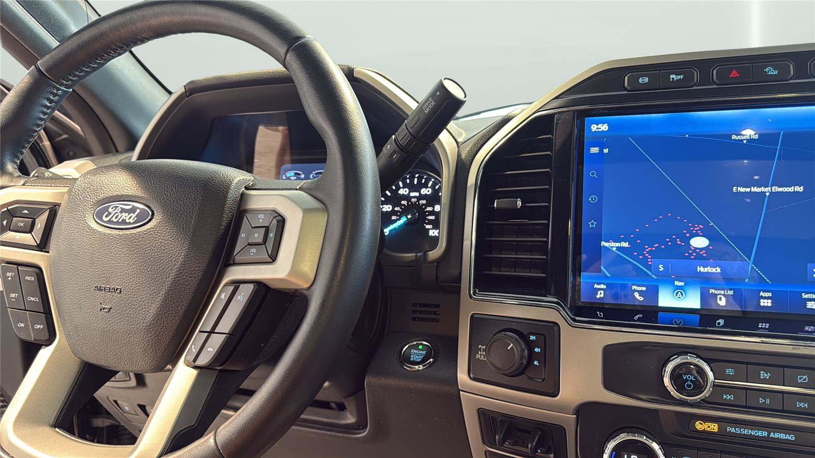 Certified 2022 Ford F250 Lariat w/ Tremor Off-Road Package AWD/4WD image 32