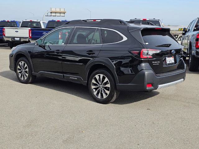 Used 2023 Subaru Outback Limited AWD/4WD image 4
