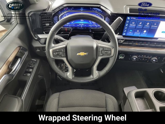 Used 2023 Chevrolet Silverado 1500 LT AWD/4WD image 24
