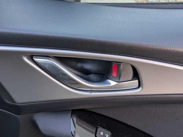 Used 2018 MAZDA MAZDA3 Sport image 36