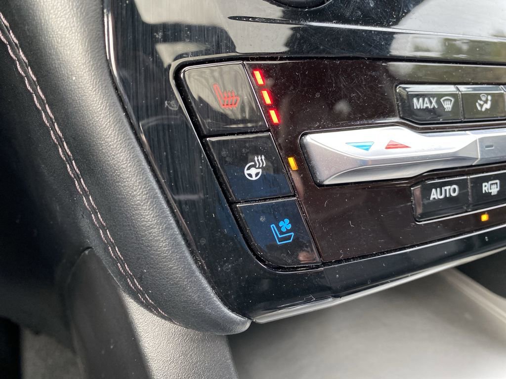 Certified 2023 Ford Explorer Platinum w/ Technology Package image 9