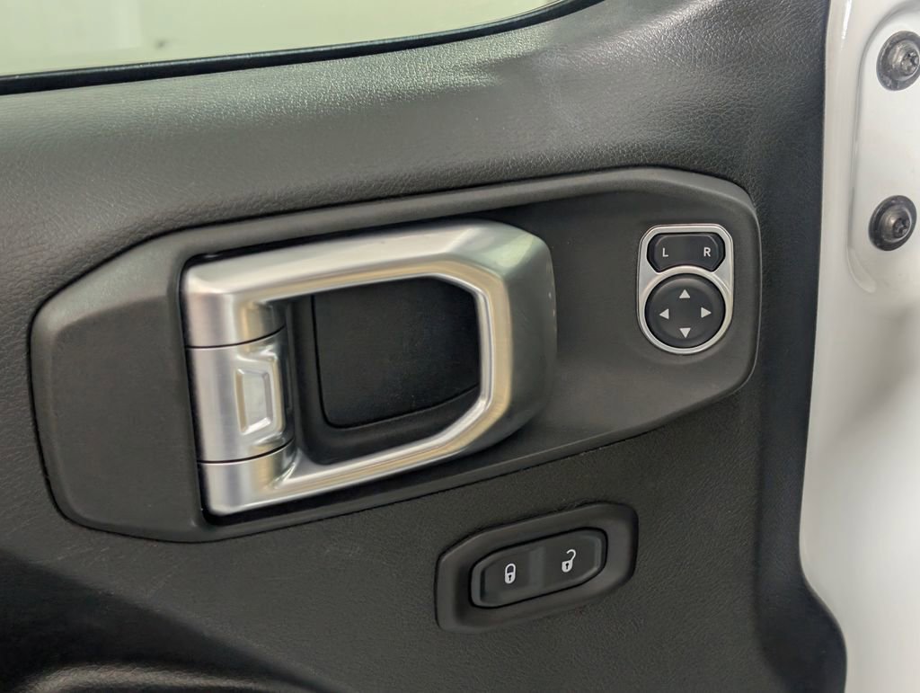 Used 2019 Jeep Wrangler Unlimited Sport S AWD/4WD image 24