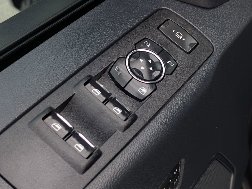 Certified 2022 Ford F250 Lariat w/ Lariat Value Package image 24