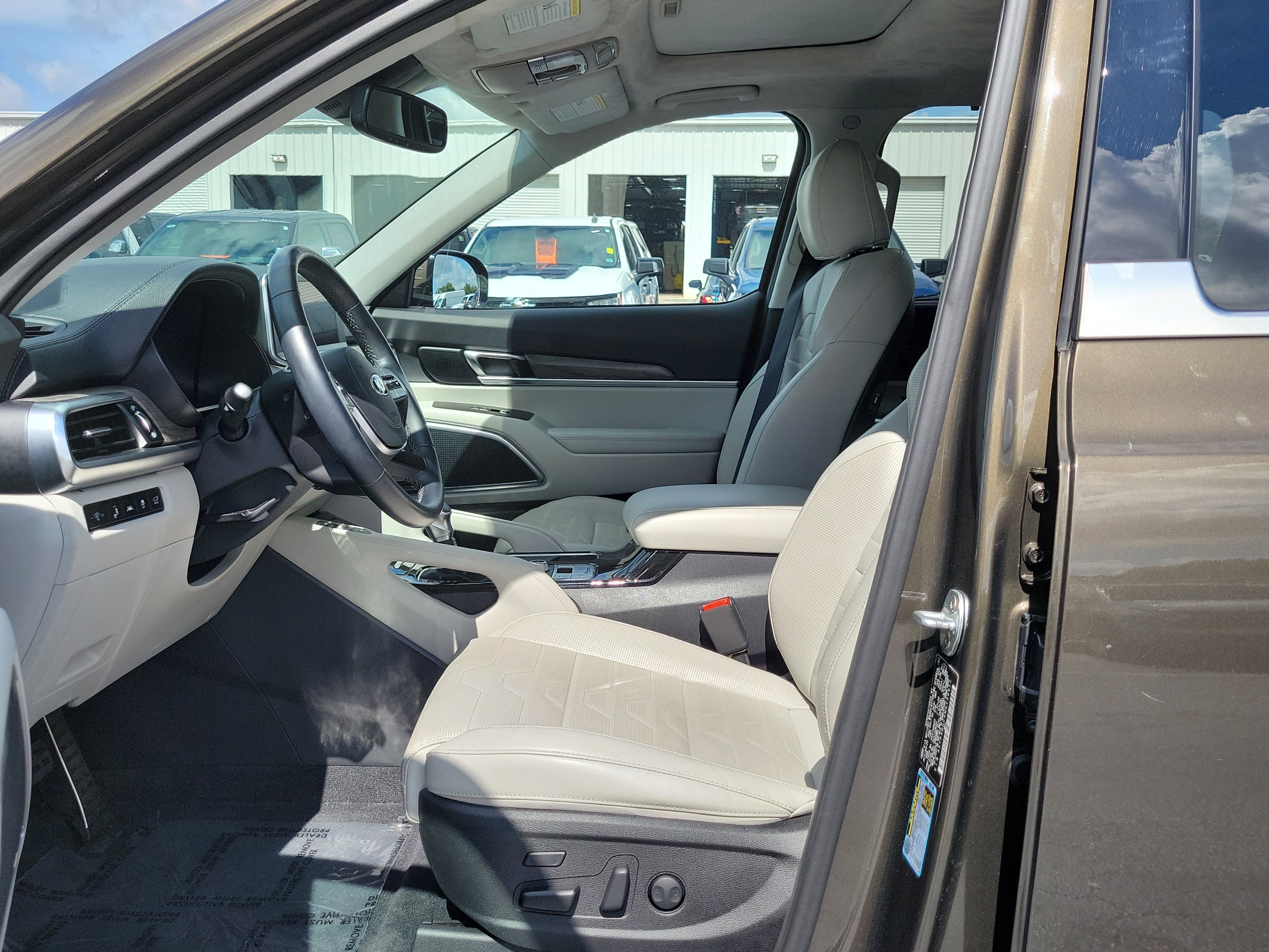 Used 2021 Kia Telluride SX w/ SX Prestige Package AWD/4WD image 22