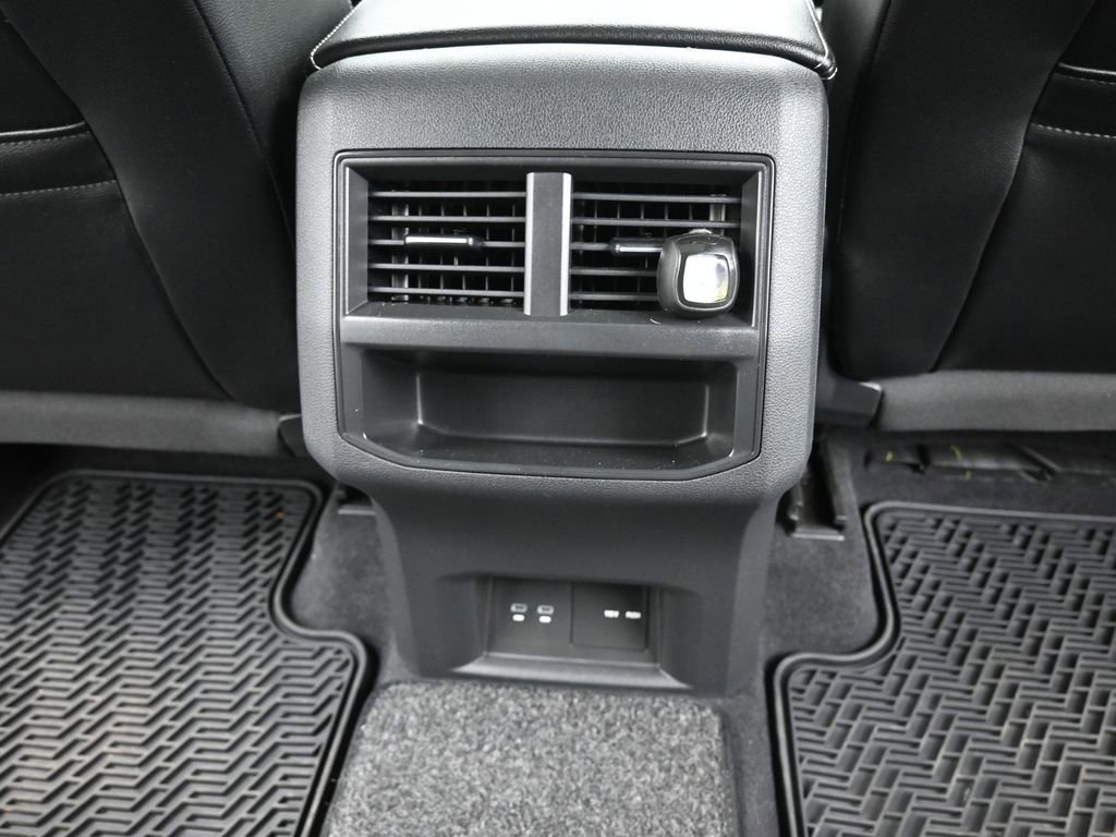 Used 2021 Volkswagen Atlas Cross Sport SEL R-Line image 18