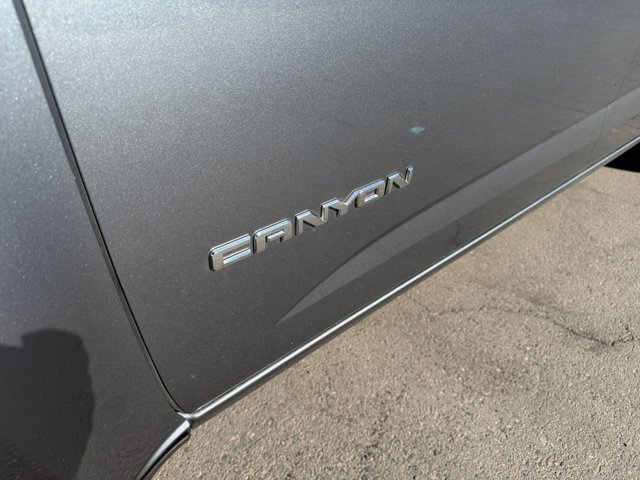 Used 2018 GMC Canyon SLT w/ Driver Alert Package AWD/4WD image 25