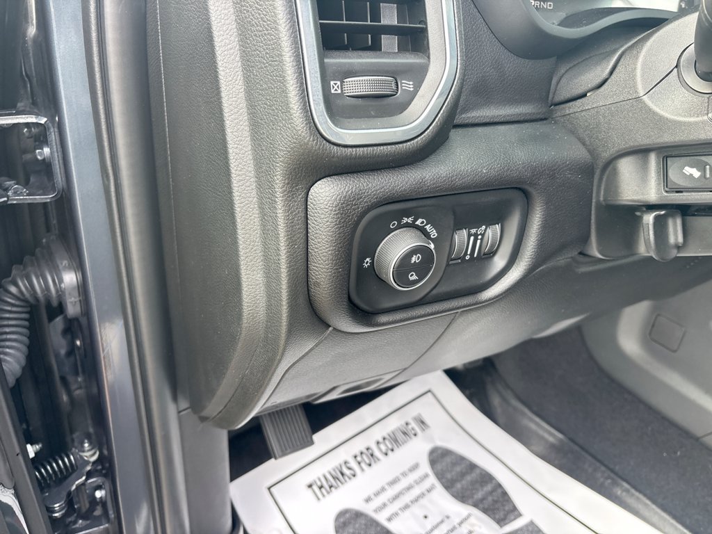 Used 2025 RAM 2500 Laramie w/ Night Edition AWD/4WD image 28